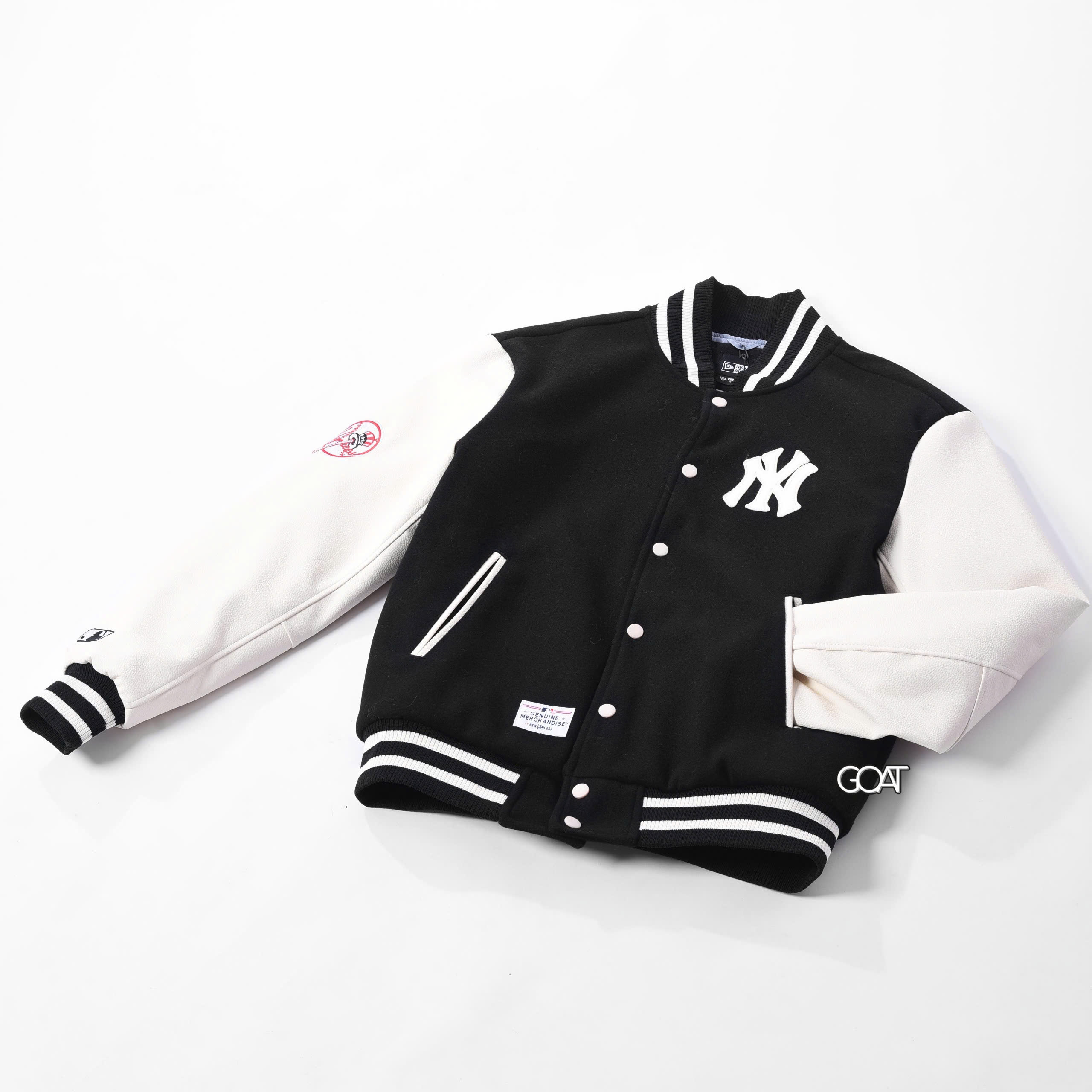 SWEATSHIRT/JACKETS