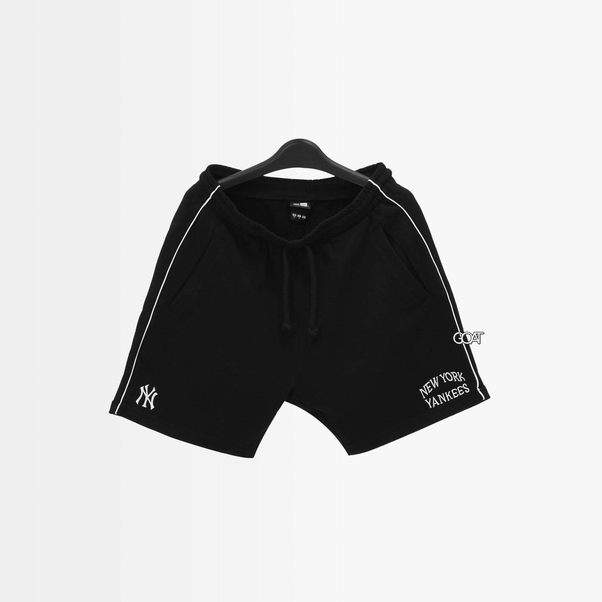 NEW ERA NEYYAN LOGO SHORT - BLACK