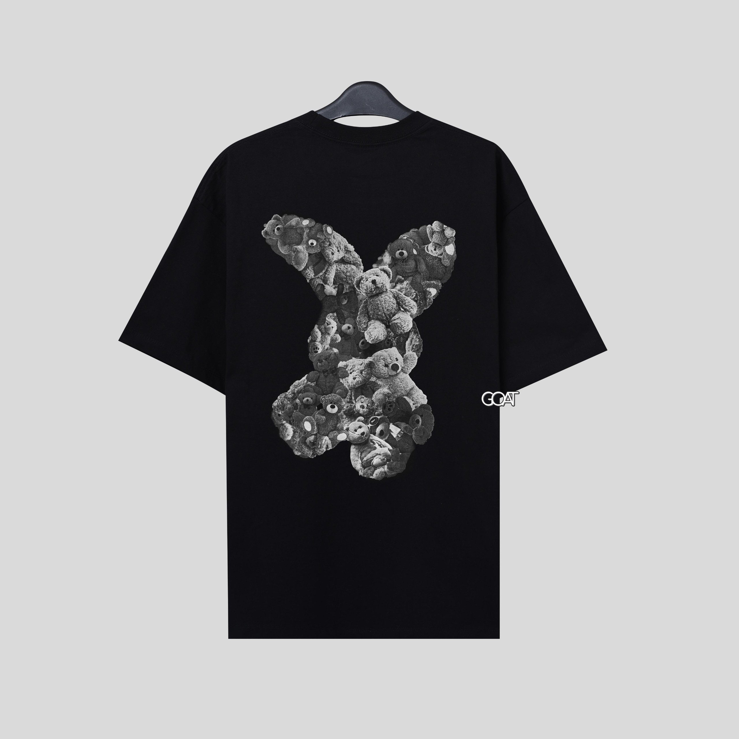 ADLV BEAR DOLL FUZZY RABBIT TSHIRT - BLACK